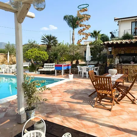 Casa vacanze Zeus Trappeto (Sicily)